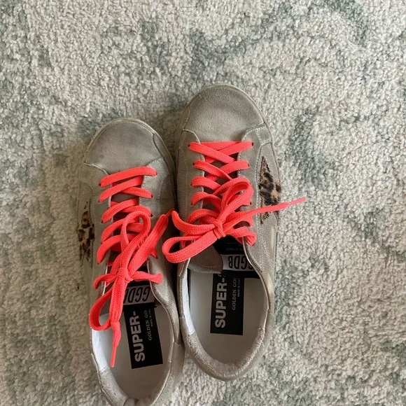 Golden Gooses Off-White Sneakers with Peach Laces - Picture 2 of 3